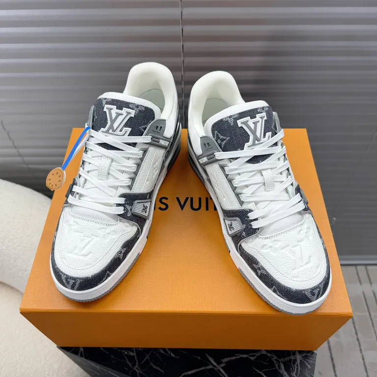 Louis Vuitton Shoe 